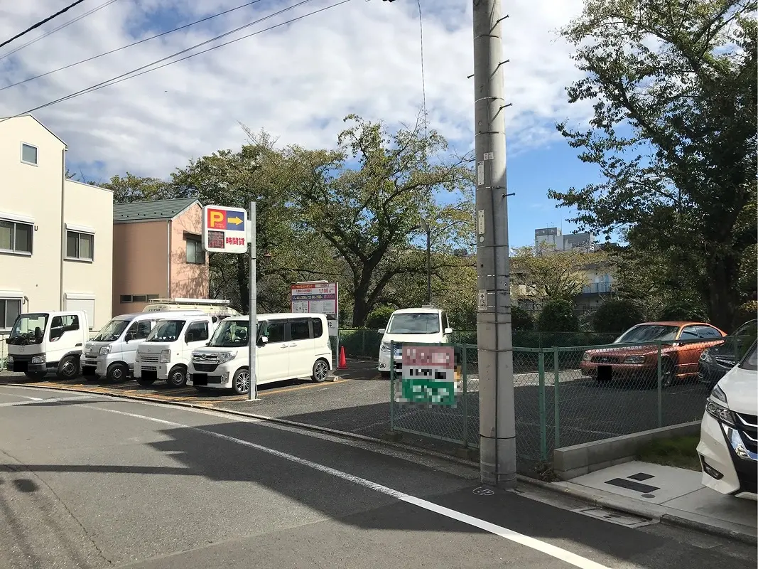 板橋区板橋４丁目　月極駐車場